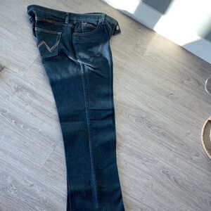 Women’s Wrangler Q Baby Jean